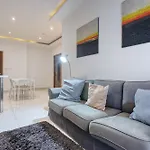 アパート Cosy 2br With Balcony In The Heart Of By 360 Estates