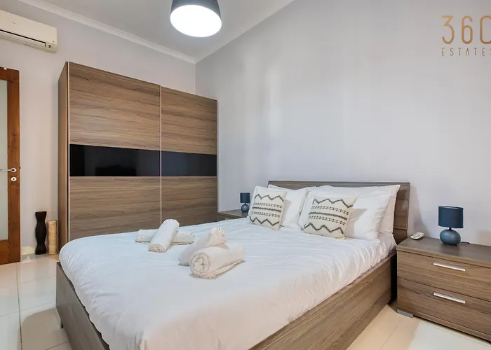 Cosy 2br With Balcony In The Heart Of By 360 Estates Lejlighed Sliema
