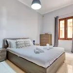 Cosy 2br With Balcony In The Heart Of By 360 Estates * سليمة